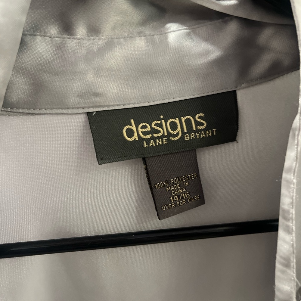 Grey silk button-down blouse - Picture 2 of 4